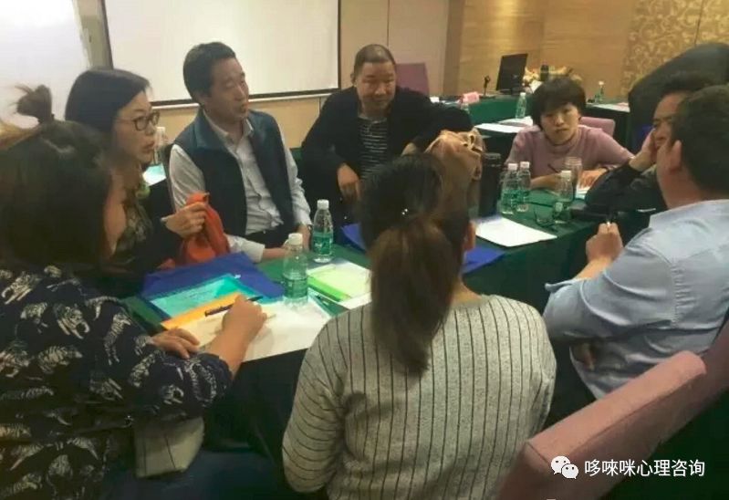 我们都是被上帝咬过的苹果