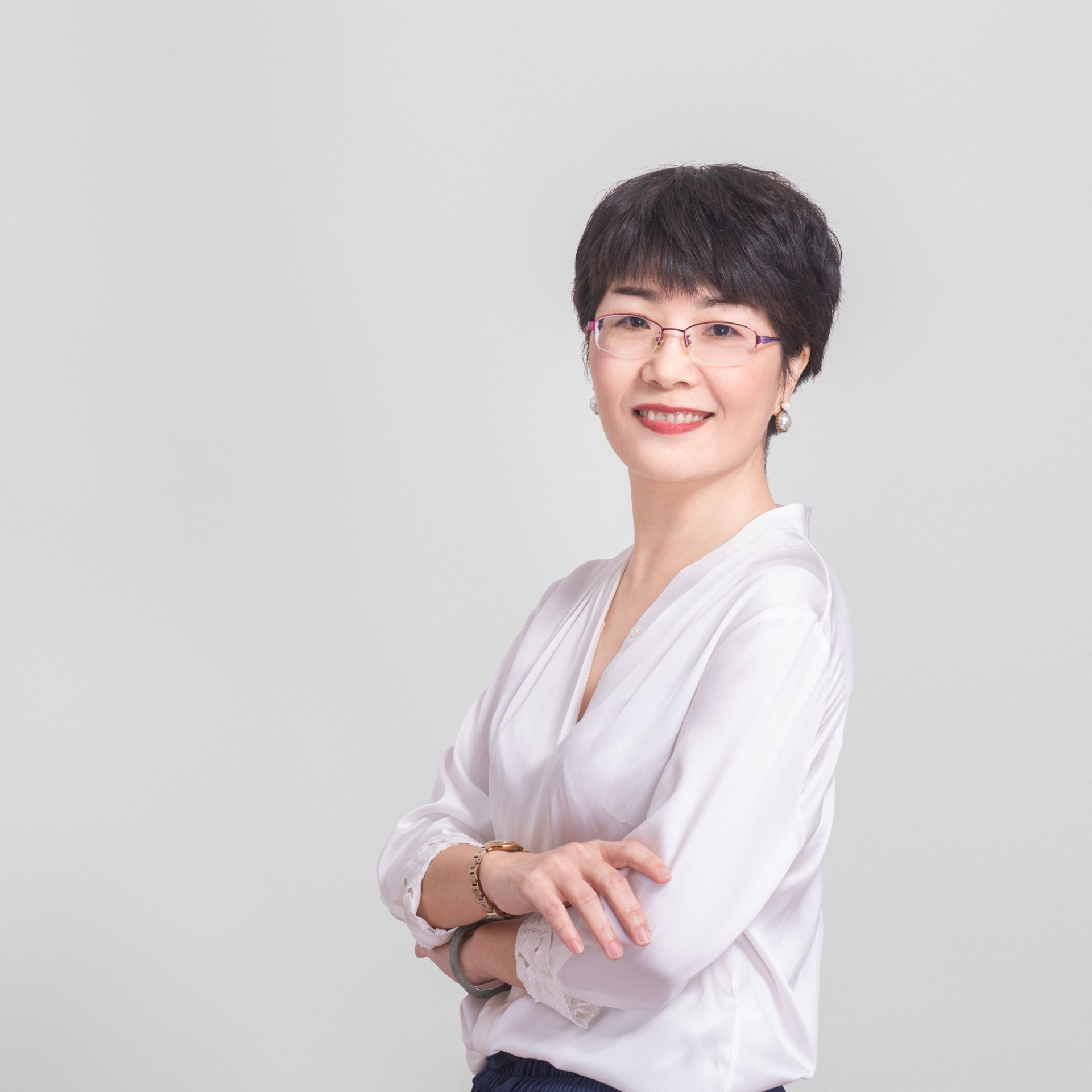 王俊