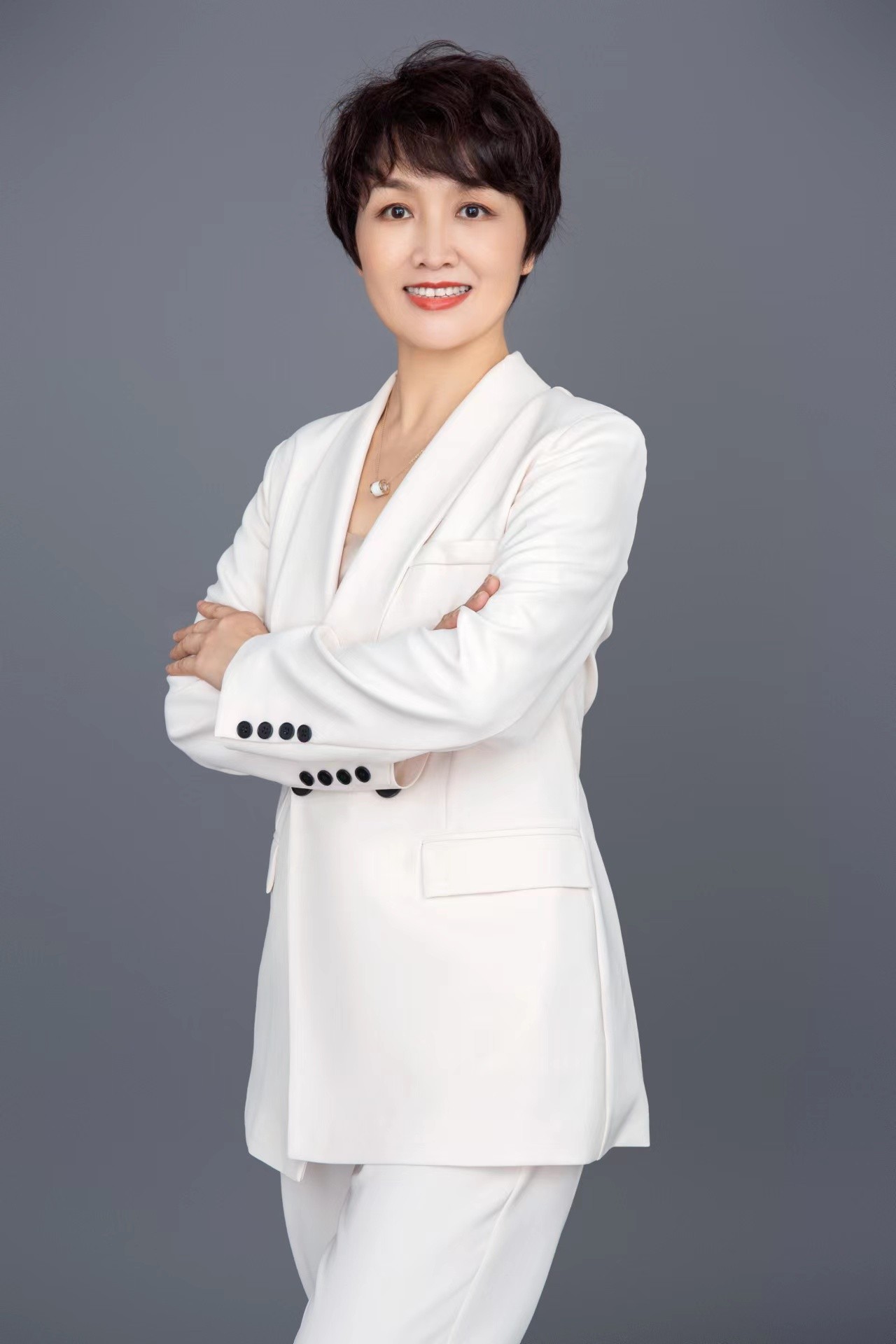 张莹华