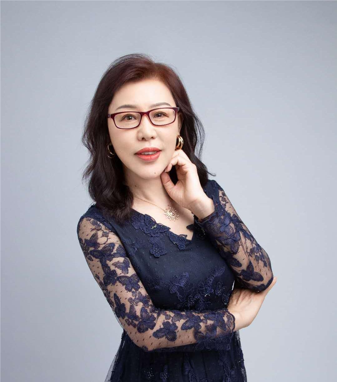 李昕俞